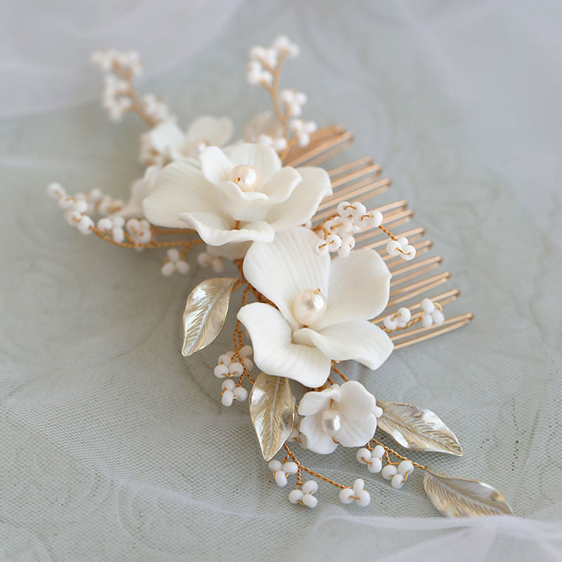 SLBRIDAL Handmade Alloy Leaf Rhinestone Ceram Flower Freshwater Pearls Bridal Hair Comb Wedding Hair Accessories Women Jewelry